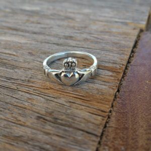 Sterling Silver Claddagh Ring