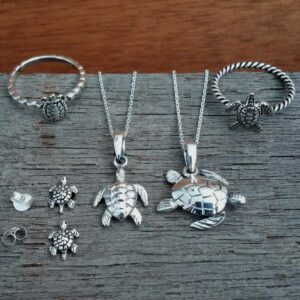 Small Turtle Silver Ring