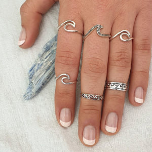 Surf Row Knuckle Ring