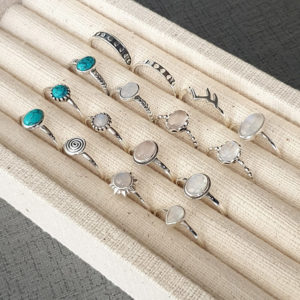 Rope Edge Oval Rose Quartz Silver Gemstone Ring