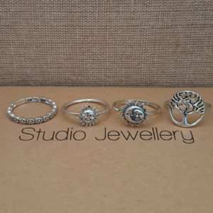 Daisy Series Band Ring in Solid 925 Sterling Silver