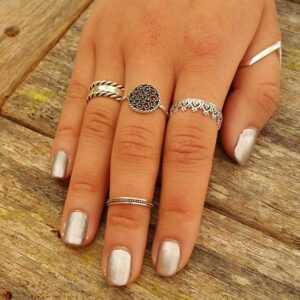 Filigree Circle Ring in Darkened 925 Sterling Silver