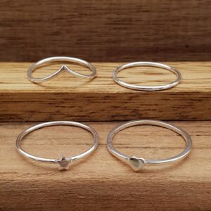 Tiny Star Silver Ring