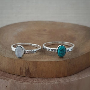 Oval Rope Band Moonstone Silver Ring