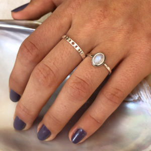 Rope Edge Oval Moonstone Silver Gemstone Ring
