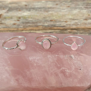 Rope Edge Oval Rose Quartz Silver Gemstone Ring