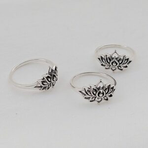 Lovely Lotus Silver Ring