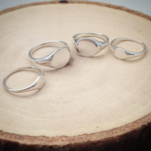 Unisex Silver Signet Ring - Studio Jewellery US